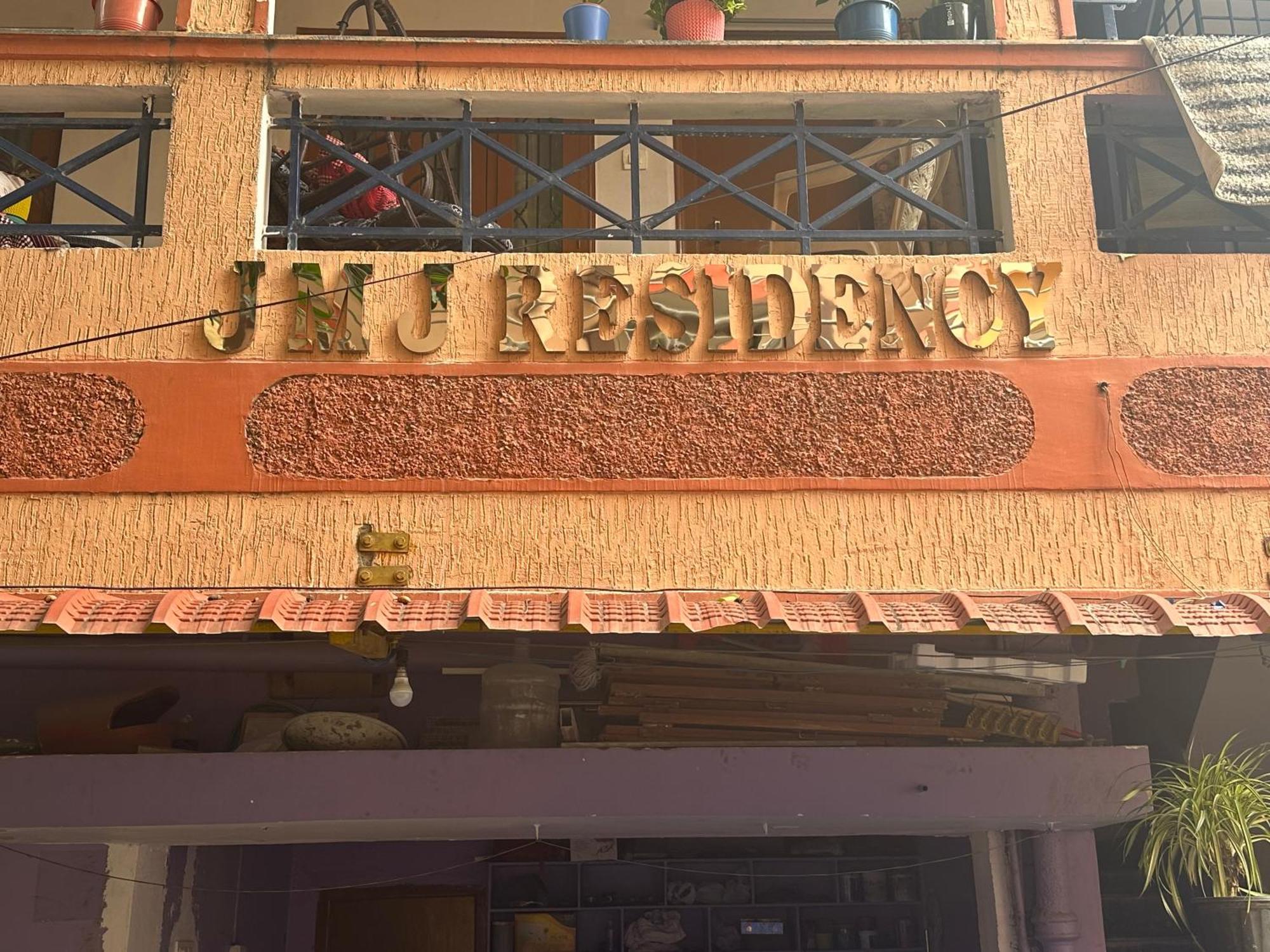 Jmj Residency Villa Haiderabad Buitenkant foto